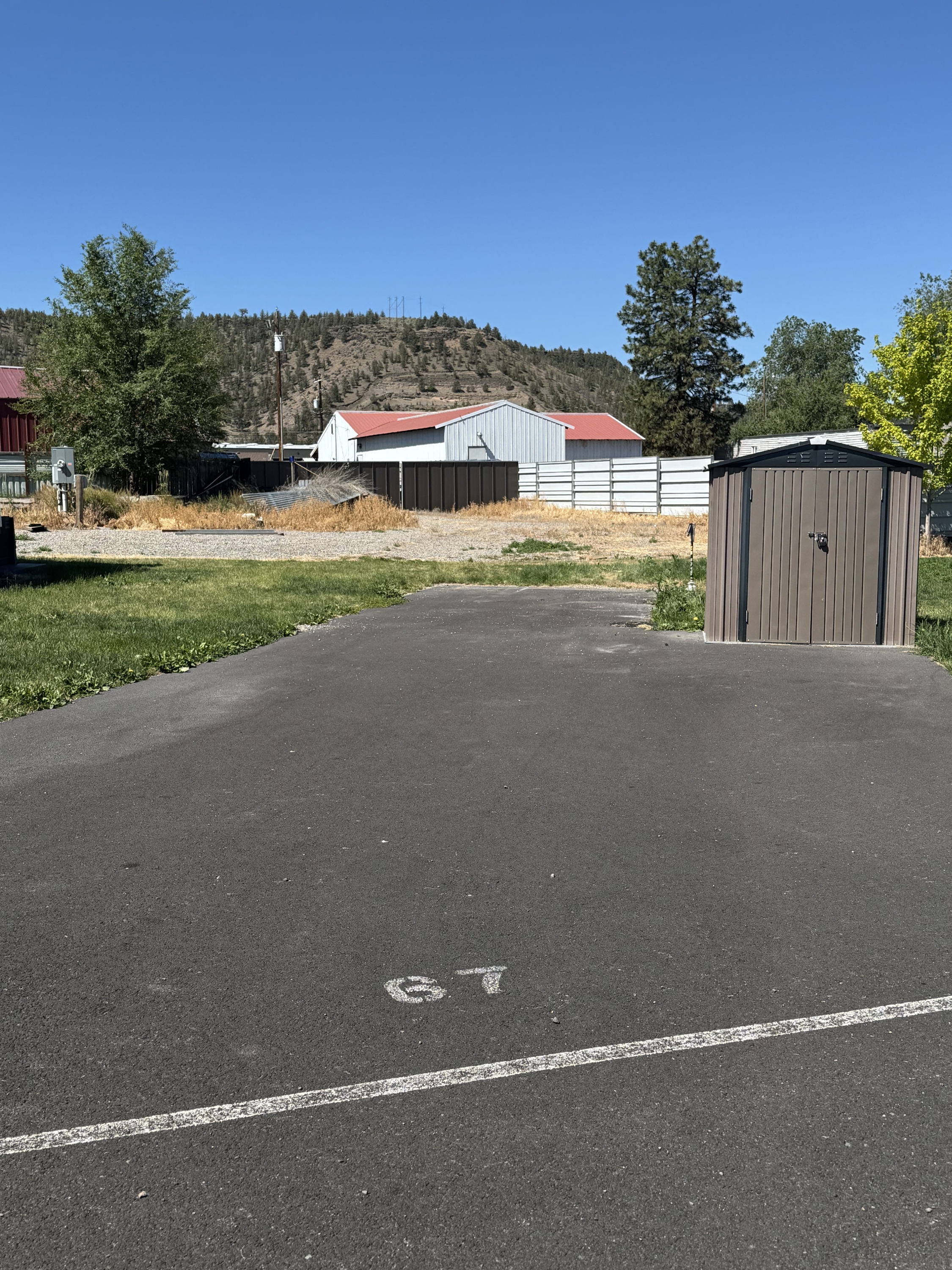 940 NW Madras Hwy., 67